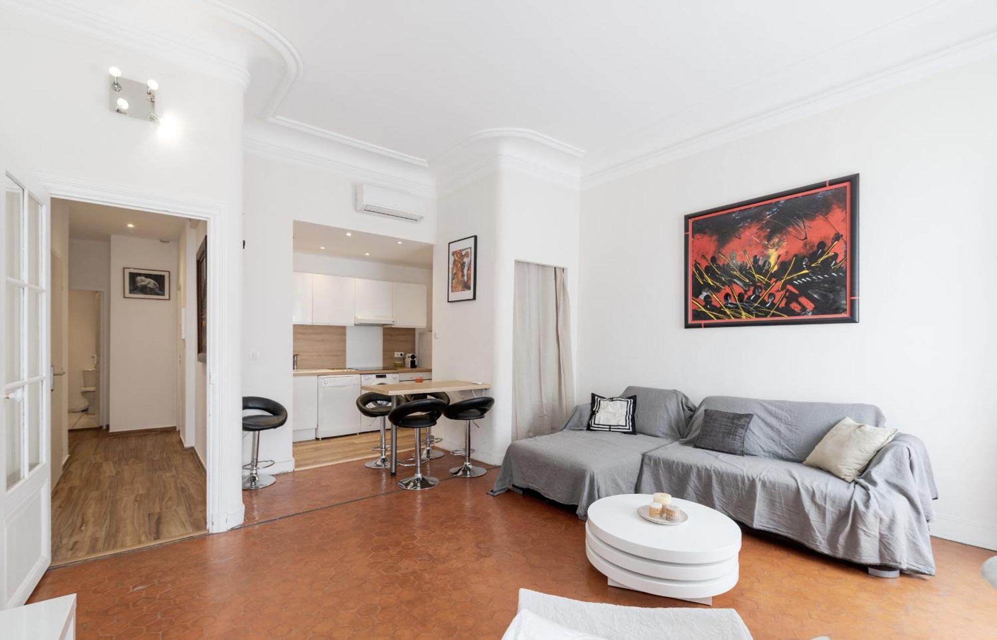 Barbara By Terry's Homes Cannes